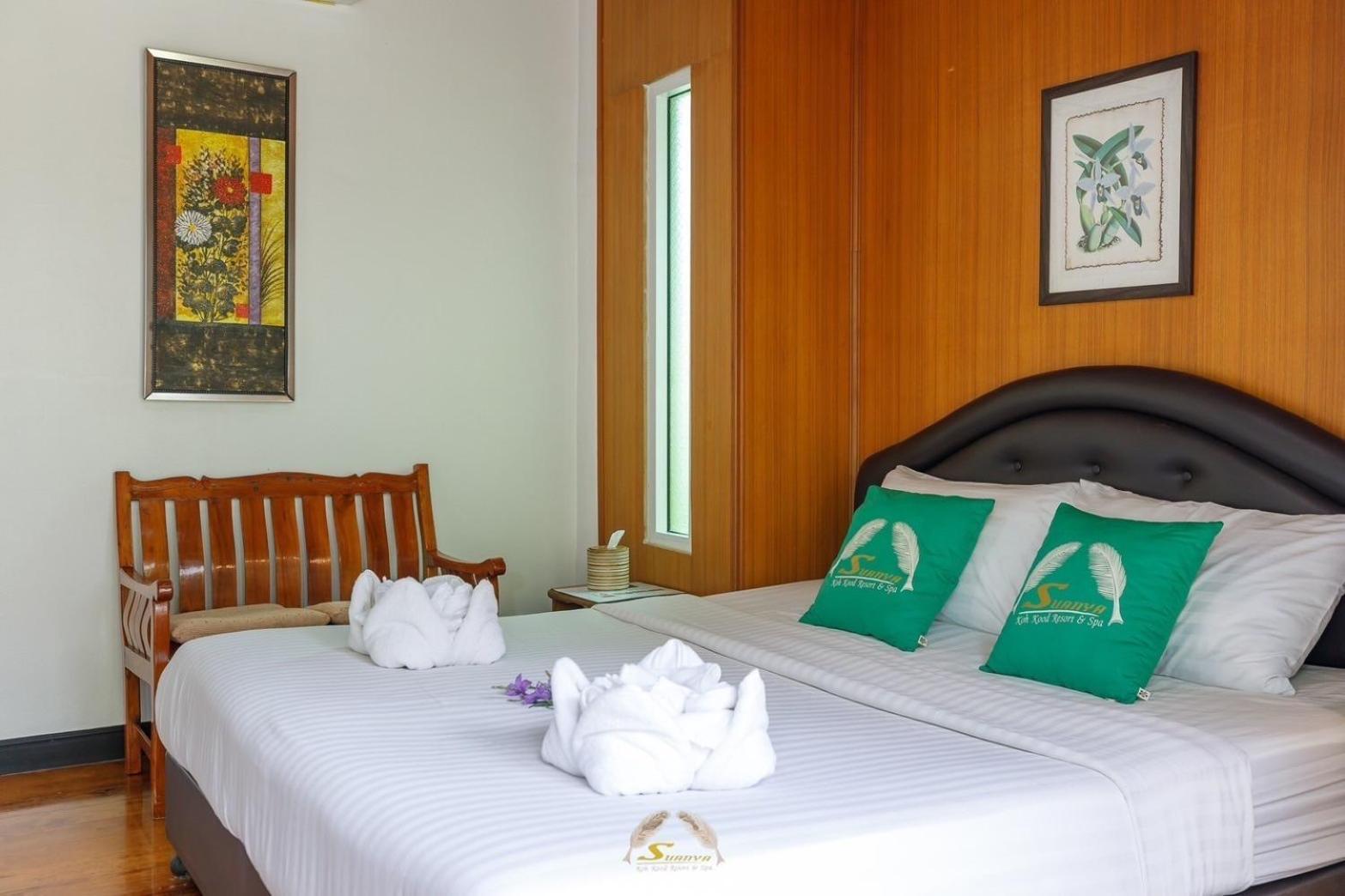Suanya Kohkood Resort And Spa Ko Kut Exterior foto